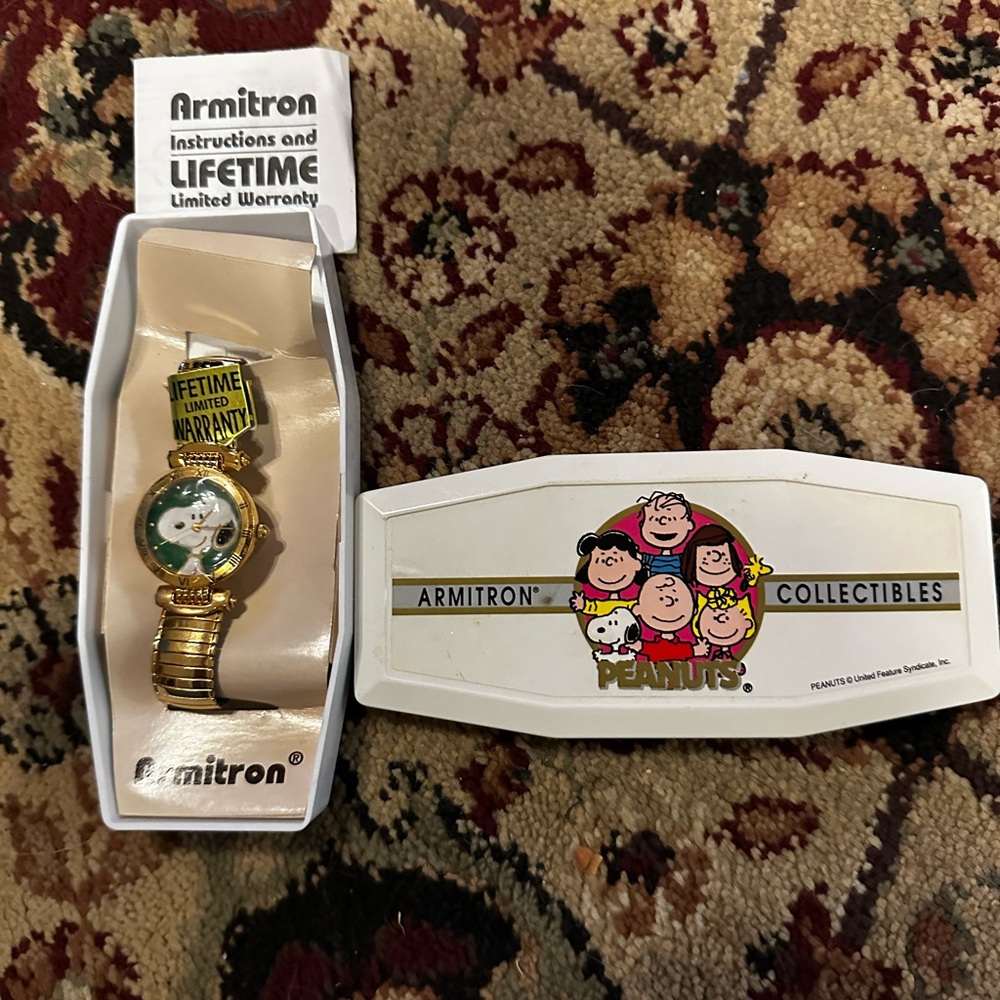 BNWB Armitron Collectible Snoopy Watch.